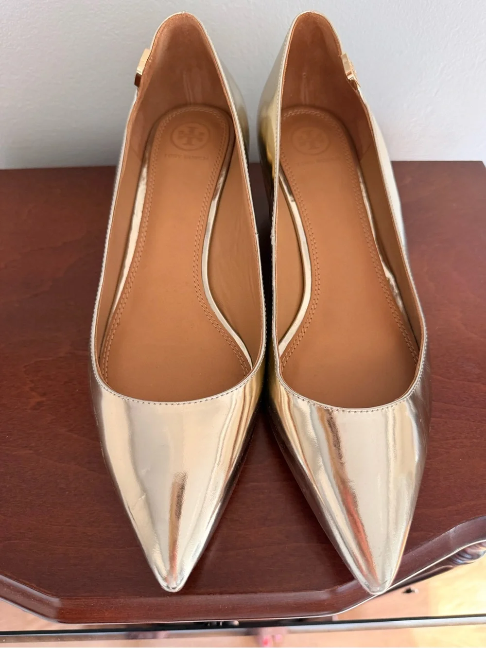 Tory Burch Metallic Gold Pointed Toe Kitten Heel Pumps